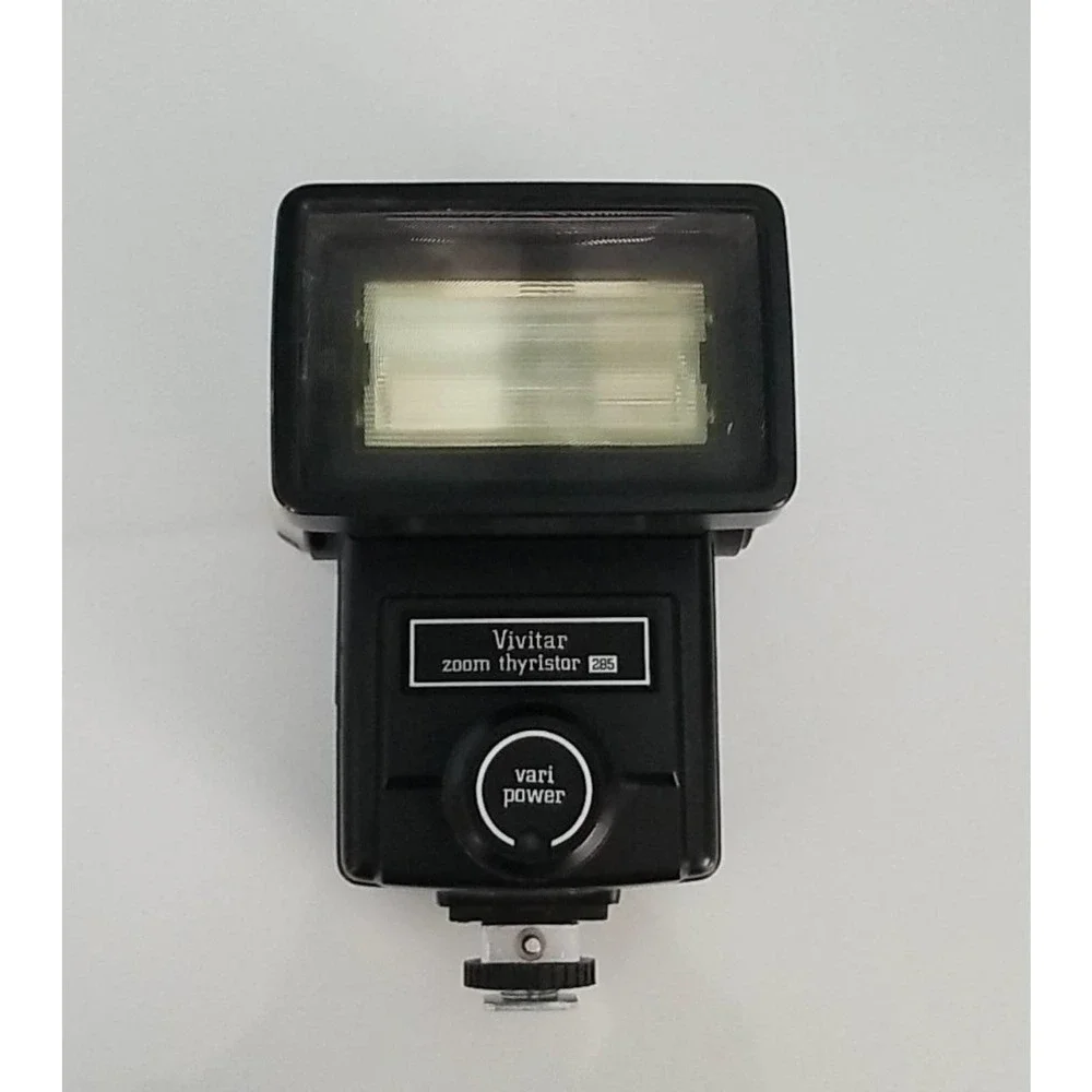 Vivitar Zoom Thyristor 285 Flash Unit for Canon Nikon SLR Cameras
